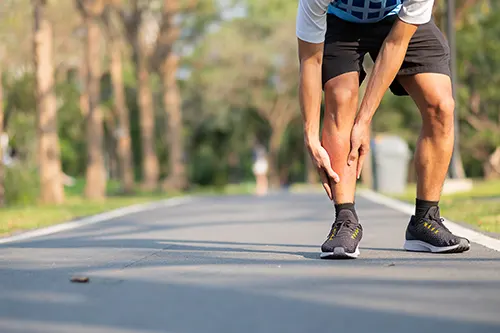Life Chiropractic and Acupuncture - How to Tell the Difference Between a Sprain and a Strain